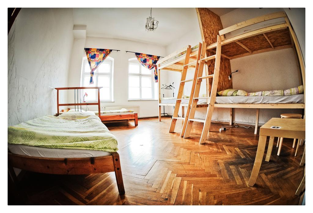 Hostel Bemma - Ozonowane Pokoje Wrocław Extérieur photo